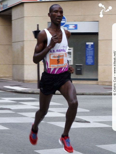 Les 10 km d'Annecy, édition 2011 - le dim. 25 septembre 2011, avec des nouveautés : nouvel horaire de départ, nouveau point de départ, nouveau parcours... – « Les 10 km d'Annecy, édition 2011 » – Course de 10 km courue sur un nouveau tracé entre ville et lac, à cheval entre Annecy et Annecy-le-Vieux, au départ et à l'arrivée du stade du Coteau. – mots associés : athlétisme