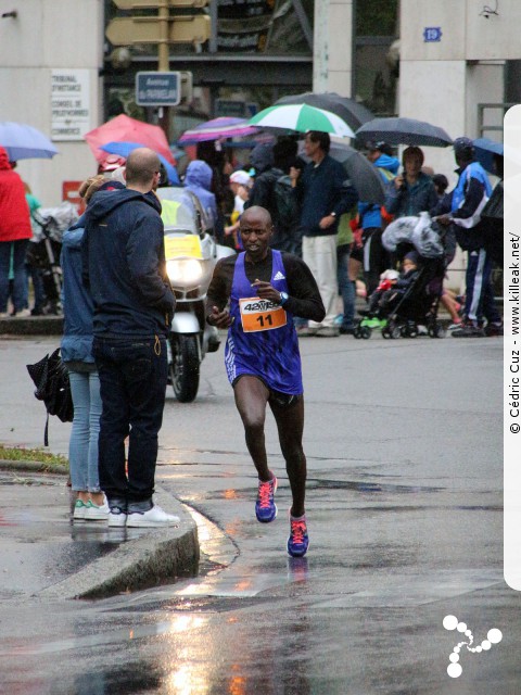Les 10 km d'Annecy, édition 2016 - le dim. 18 septembre 2016, Annecy, Haute-Savoie. — « Les 10 km d'Annecy, édition 2016 » — Course de 10 km courue sur un tracé roulant entre ville et lac. — mots associés : 10 km, athlétisme, course à pied, lac d'annecy