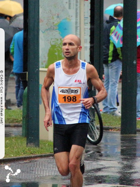 Les 10 km d'Annecy, édition 2016 - le dim. 18 septembre 2016, Annecy, Haute-Savoie. – « Les 10 km d'Annecy, édition 2016 » – Course de 10 km courue sur un tracé roulant entre ville et lac. – mots associés : 10 km, athlétisme, course à pied, lac d'annecy