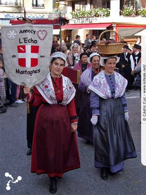 le Retour des Alpages, édition 2010 - le sam. 09 octobre 2010, dans la vieille ville à Annecy. – « le Retour des Alpages, édition 2010 » – mots associés : alpage, descente des alpages, fête