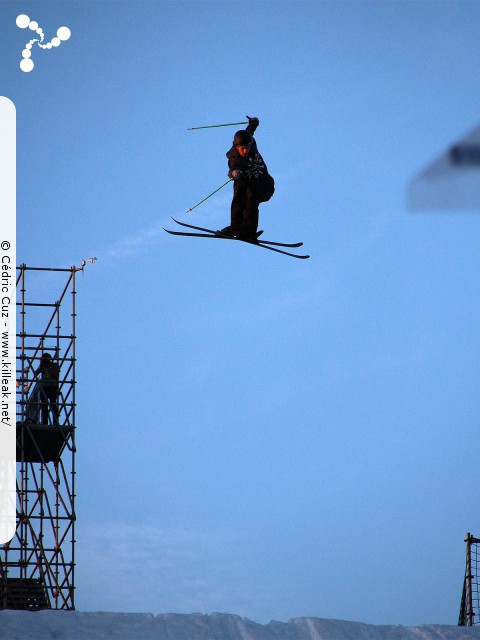 Sosh Big Air 2016 Annecy - le ven. 30 septembre et sam. 01 octobre 2016, Annecy, Haute-Savoie. — « Sosh Big Air 2016 Annecy » — Compétition internationale de ski freestyle sur un big air urbain. — mots associés : big air, freestyle, ski