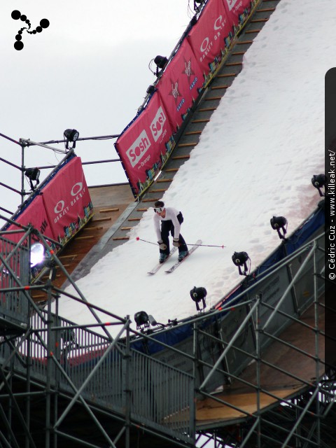 Sosh Big Air 2016 Annecy - le ven. 30 septembre et sam. 01 octobre 2016, Annecy, Haute-Savoie. – « Sosh Big Air 2016 Annecy » – Compétition internationale de ski freestyle sur un big air urbain. – mots associés : big air, freestyle, ski