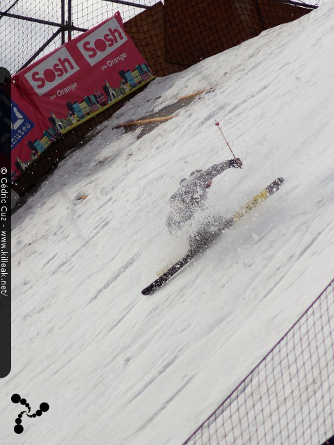 Sosh Big Air 2016 Annecy - le ven. 30 septembre et sam. 01 octobre 2016, Annecy, Haute-Savoie. – « Sosh Big Air 2016 Annecy » – Compétition internationale de ski freestyle sur un big air urbain. – mots associés : big air, freestyle, ski