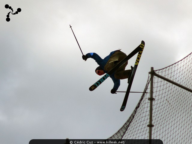 Sosh Big Air 2016 Annecy - le ven. 30 septembre et sam. 01 octobre 2016, Annecy, Haute-Savoie. – « Sosh Big Air 2016 Annecy » – Compétition internationale de ski freestyle sur un big air urbain. – mots associés : big air, freestyle, ski