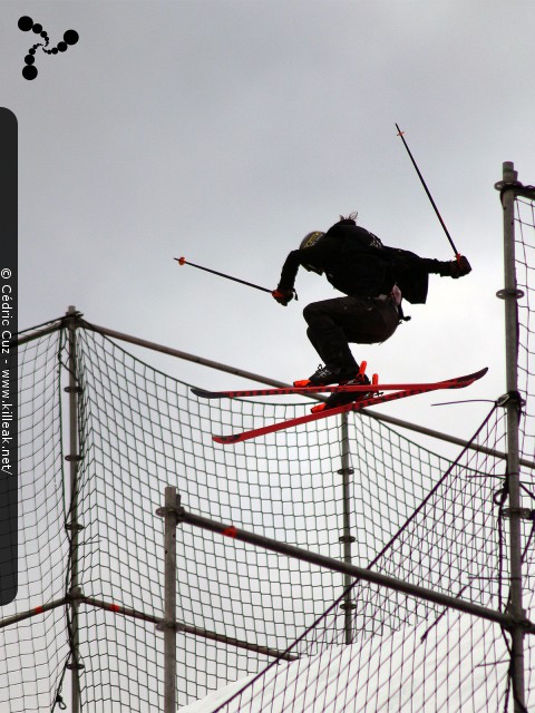 Sosh Big Air 2016 Annecy - le ven. 30 septembre et sam. 01 octobre 2016, Annecy, Haute-Savoie. – « Sosh Big Air 2016 Annecy » – Compétition internationale de ski freestyle sur un big air urbain. – mots associés : big air, freestyle, ski