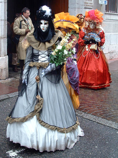 10e Carnaval Vénitien d'Annecy, édition 2006 - les ven. 10, sam. 11 et dim. 12 mars 2006, défilé, déambulations libres et présentations sur podium dans tout Annecy... – « 10e Carnaval Vénitien d'Annecy, édition 2006 » –
