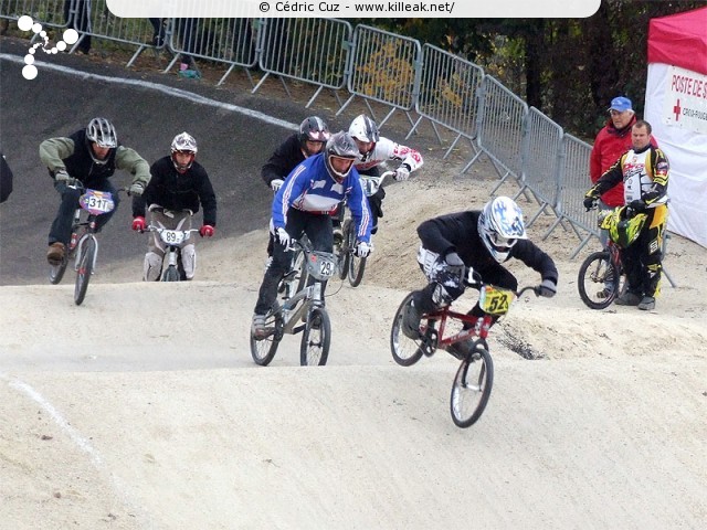 Coupe des Lacs 2009 de BMX, manche de Cran-Gevrier - le dim. 08.11.2009. 5e et avant-dernière manche de cette compétition franco-suisse de BMX. – « Coupe des Lacs 2009 de BMX, manche de Cran-Gevrier » – 5e manche de la Coupe des Lacs sur la piste de bicross de Cran-Gevrier. – mots associés : bmx, coupe des lacs