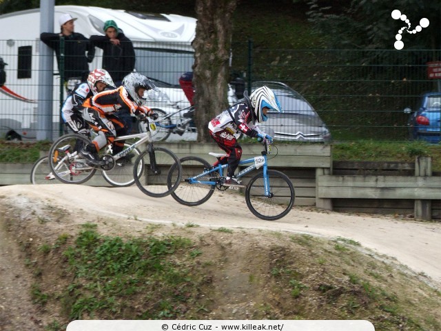 Coupe des Lacs 2012 de BMX, manche de Cran-Gevrier - le dim. 14 octobre 2012, 3e manche de la Coupe des Lacs, compétition franco-suisse de BMX Race. – « Coupe des Lacs 2012 de BMX, 3e manche à Cran-Gevrier » – 3e manche de la Coupe des Lacs 2012 sur la piste de bicross de Cran-Gevrier. – mots associés : bmx, coupe des lacs