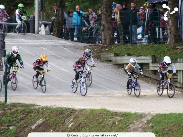 Coupe des Lacs 2012 de BMX, manche de Cran-Gevrier - le dim. 14 octobre 2012, 3e manche de la Coupe des Lacs, compétition franco-suisse de BMX Race. – « Coupe des Lacs 2012 de BMX, 3e manche à Cran-Gevrier » – 3e manche de la Coupe des Lacs 2012 sur la piste de bicross de Cran-Gevrier. – mots associés : bmx, coupe des lacs