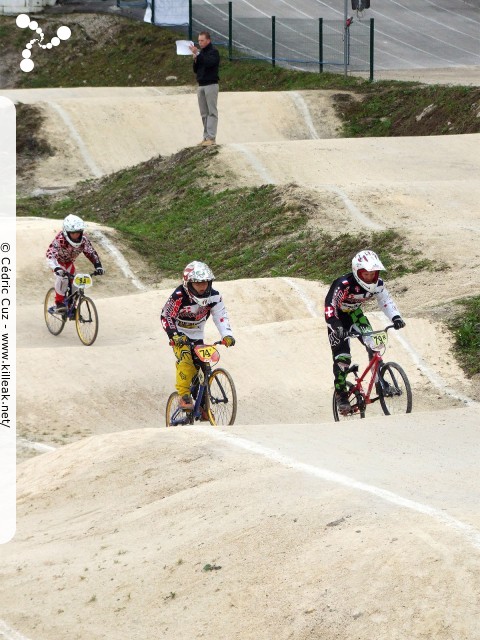 Coupe des Lacs 2012 de BMX, manche de Cran-Gevrier - le dim. 14 octobre 2012, 3e manche de la Coupe des Lacs, compétition franco-suisse de BMX Race. – « Coupe des Lacs 2012 de BMX, 3e manche à Cran-Gevrier » – 3e manche de la Coupe des Lacs 2012 sur la piste de bicross de Cran-Gevrier. – mots associés : bmx, coupe des lacs