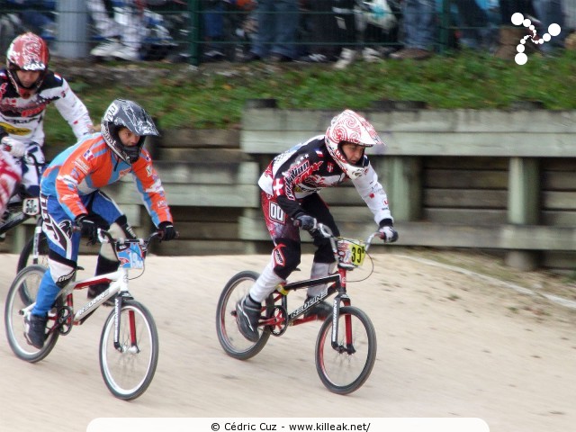 Coupe des Lacs 2012 de BMX, manche de Cran-Gevrier - le dim. 14 octobre 2012, 3e manche de la Coupe des Lacs, compétition franco-suisse de BMX Race. – « Coupe des Lacs 2012 de BMX, 3e manche à Cran-Gevrier » – 3e manche de la Coupe des Lacs 2012 sur la piste de bicross de Cran-Gevrier. – mots associés : bmx, coupe des lacs