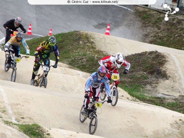 Coupe des Lacs 2012 de BMX, manche de Cran-Gevrier - le dim. 14 octobre 2012, 3e manche de la Coupe des Lacs, compétition franco-suisse de BMX Race. – « Coupe des Lacs 2012 de BMX, 3e manche à Cran-Gevrier » – 3e manche de la Coupe des Lacs 2012 sur la piste de bicross de Cran-Gevrier. – mots associés : bmx, coupe des lacs