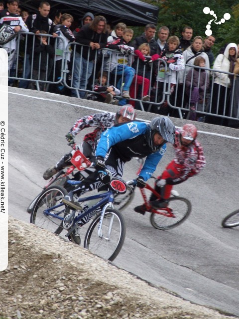Coupe des Lacs 2012 de BMX, manche de Cran-Gevrier - le dim. 14 octobre 2012, 3e manche de la Coupe des Lacs, compétition franco-suisse de BMX Race. – « Coupe des Lacs 2012 de BMX, 3e manche à Cran-Gevrier » – 3e manche de la Coupe des Lacs 2012 sur la piste de bicross de Cran-Gevrier. – mots associés : bmx, coupe des lacs