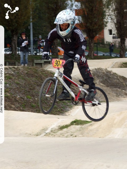 Coupe des Lacs 2012 de BMX, manche de Cran-Gevrier - le dim. 14 octobre 2012, 3e manche de la Coupe des Lacs, compétition franco-suisse de BMX Race. – « Coupe des Lacs 2012 de BMX, 3e manche à Cran-Gevrier » – 3e manche de la Coupe des Lacs 2012 sur la piste de bicross de Cran-Gevrier. – mots associés : bmx, coupe des lacs