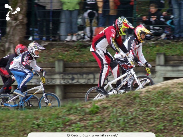 Coupe des Lacs 2012 de BMX, manche de Cran-Gevrier - le dim. 14 octobre 2012, 3e manche de la Coupe des Lacs, compétition franco-suisse de BMX Race. – « Coupe des Lacs 2012 de BMX, 3e manche à Cran-Gevrier » – 3e manche de la Coupe des Lacs 2012 sur la piste de bicross de Cran-Gevrier. – mots associés : bmx, coupe des lacs