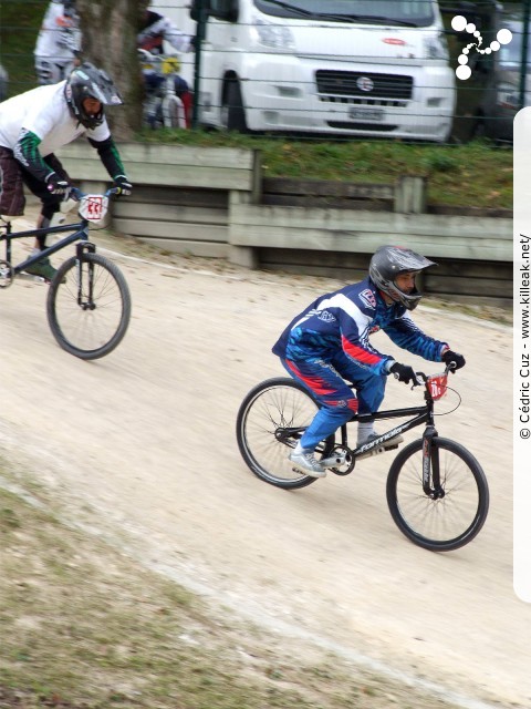 Coupe des Lacs 2012 de BMX, manche de Cran-Gevrier - le dim. 14 octobre 2012, 3e manche de la Coupe des Lacs, compétition franco-suisse de BMX Race. – « Coupe des Lacs 2012 de BMX, 3e manche à Cran-Gevrier » – 3e manche de la Coupe des Lacs 2012 sur la piste de bicross de Cran-Gevrier. – mots associés : bmx, coupe des lacs