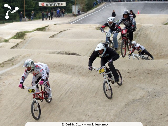Coupe des Lacs 2012 de BMX, manche de Cran-Gevrier - le dim. 14 octobre 2012, 3e manche de la Coupe des Lacs, compétition franco-suisse de BMX Race. – « Coupe des Lacs 2012 de BMX, 3e manche à Cran-Gevrier » – 3e manche de la Coupe des Lacs 2012 sur la piste de bicross de Cran-Gevrier. – mots associés : bmx, coupe des lacs