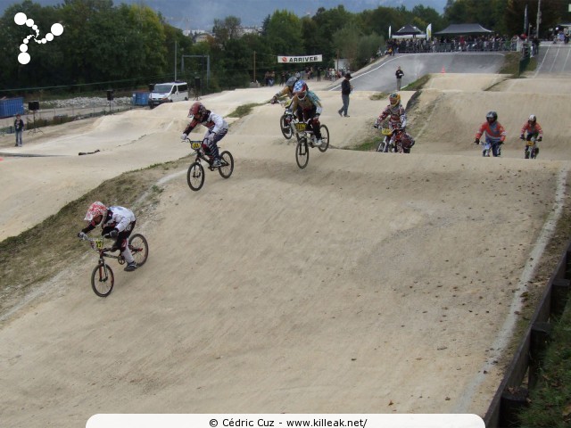 Coupe des Lacs 2012 de BMX, manche de Cran-Gevrier - le dim. 14 octobre 2012, 3e manche de la Coupe des Lacs, compétition franco-suisse de BMX Race. – « Coupe des Lacs 2012 de BMX, 3e manche à Cran-Gevrier » – 3e manche de la Coupe des Lacs 2012 sur la piste de bicross de Cran-Gevrier. – mots associés : bmx, coupe des lacs