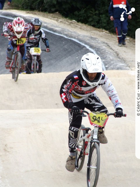Coupe des Lacs 2012 de BMX, manche de Cran-Gevrier - le dim. 14 octobre 2012, 3e manche de la Coupe des Lacs, compétition franco-suisse de BMX Race. – « Coupe des Lacs 2012 de BMX, 3e manche à Cran-Gevrier » – 3e manche de la Coupe des Lacs 2012 sur la piste de bicross de Cran-Gevrier. – mots associés : bmx, coupe des lacs