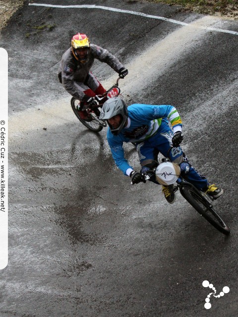 Coupe des Lacs 2013 de BMX, manche de Cran-Gevrier - le dim. 20 octobre 2013, 3e manche de la Coupe des Lacs, compétition franco-suisse de BMX Race. – « Coupe des Lacs 2013 de BMX, 3e manche à Cran-Gevrier » – 3e manche de la Coupe des Lacs 2013 sur la piste de bicross de Cran-Gevrier. – mots associés : bmx, coupe des lacs