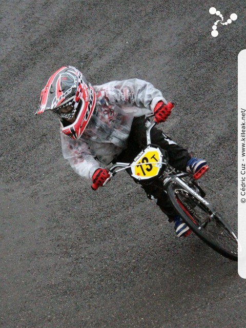 Coupe des Lacs 2013 de BMX, manche de Cran-Gevrier - le dim. 20 octobre 2013, 3e manche de la Coupe des Lacs, compétition franco-suisse de BMX Race. – « Coupe des Lacs 2013 de BMX, 3e manche à Cran-Gevrier » – 3e manche de la Coupe des Lacs 2013 sur la piste de bicross de Cran-Gevrier. – mots associés : bmx, coupe des lacs