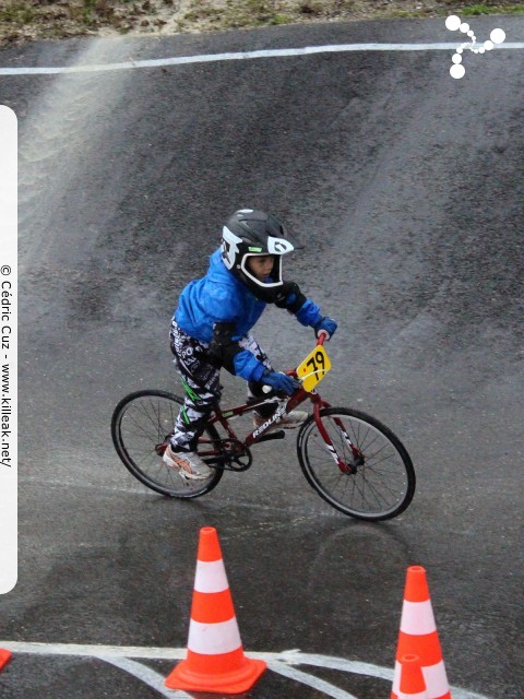 Coupe des Lacs 2013 de BMX, manche de Cran-Gevrier - le dim. 20 octobre 2013, 3e manche de la Coupe des Lacs, compétition franco-suisse de BMX Race. – « Coupe des Lacs 2013 de BMX, 3e manche à Cran-Gevrier » – 3e manche de la Coupe des Lacs 2013 sur la piste de bicross de Cran-Gevrier. – mots associés : bmx, coupe des lacs