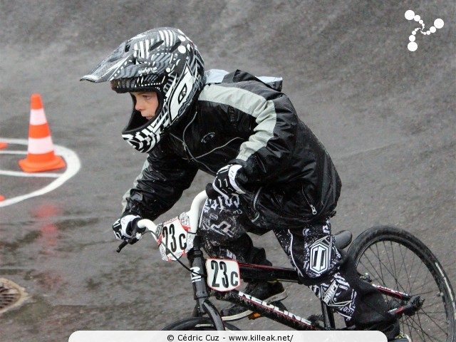 Coupe des Lacs 2013 de BMX, manche de Cran-Gevrier - le dim. 20 octobre 2013, 3e manche de la Coupe des Lacs, compétition franco-suisse de BMX Race. – « Coupe des Lacs 2013 de BMX, 3e manche à Cran-Gevrier » – 3e manche de la Coupe des Lacs 2013 sur la piste de bicross de Cran-Gevrier. – mots associés : bmx, coupe des lacs