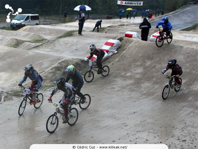 Coupe des Lacs 2013 de BMX, manche de Cran-Gevrier - le dim. 20 octobre 2013, 3e manche de la Coupe des Lacs, compétition franco-suisse de BMX Race. – « Coupe des Lacs 2013 de BMX, 3e manche à Cran-Gevrier » – 3e manche de la Coupe des Lacs 2013 sur la piste de bicross de Cran-Gevrier. – mots associés : bmx, coupe des lacs