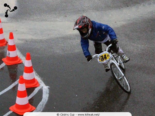 Coupe des Lacs 2013 de BMX, manche de Cran-Gevrier - le dim. 20 octobre 2013, 3e manche de la Coupe des Lacs, compétition franco-suisse de BMX Race. – « Coupe des Lacs 2013 de BMX, 3e manche à Cran-Gevrier » – 3e manche de la Coupe des Lacs 2013 sur la piste de bicross de Cran-Gevrier. – mots associés : bmx, coupe des lacs