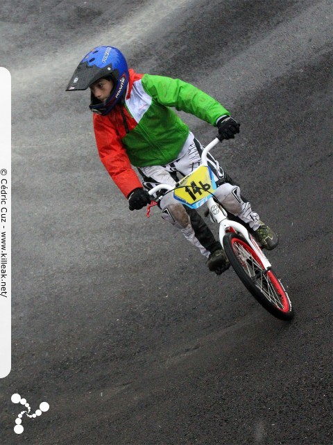 Coupe des Lacs 2013 de BMX, manche de Cran-Gevrier - le dim. 20 octobre 2013, 3e manche de la Coupe des Lacs, compétition franco-suisse de BMX Race. – « Coupe des Lacs 2013 de BMX, 3e manche à Cran-Gevrier » – 3e manche de la Coupe des Lacs 2013 sur la piste de bicross de Cran-Gevrier. – mots associés : bmx, coupe des lacs