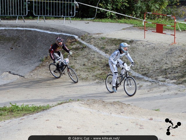 Coupe des Lacs 2014 de BMX, manche de Cran-Gevrier - le dim. 12 octobre 2014, 2e manche de la Coupe des Lacs, compétition franco-suisse de BMX Race. – « Coupe des Lacs 2014 de BMX, 2e manche à Cran-Gevrier » – 2e manche de la Coupe des Lacs 2014 sur la piste de bicross de Cran-Gevrier. – mots associés : bmx, coupe des lacs