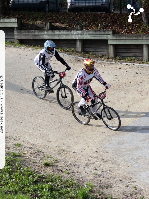Coupe des Lacs 2014 de BMX, manche de Cran-Gevrier - le dim. 12 octobre 2014, 2e manche de la Coupe des Lacs, compétition franco-suisse de BMX Race. – « Coupe des Lacs 2014 de BMX, 2e manche à Cran-Gevrier » – 2e manche de la Coupe des Lacs 2014 sur la piste de bicross de Cran-Gevrier. – mots associés : bmx, coupe des lacs