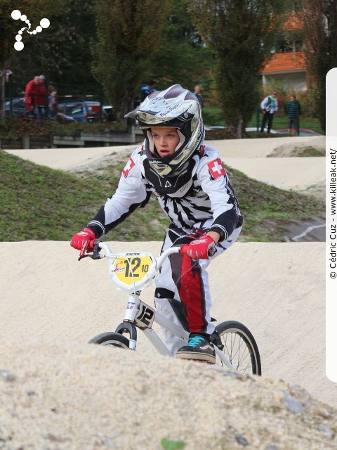 Coupe des Lacs 2014 de BMX, manche de Cran-Gevrier - le dim. 12 octobre 2014, 2e manche de la Coupe des Lacs, compétition franco-suisse de BMX Race. — « Coupe des Lacs 2014 de BMX, 2e manche à Cran-Gevrier » — 2e manche de la Coupe des Lacs 2014 sur la piste de bicross de Cran-Gevrier. — mots associés : bmx, coupe des lacs