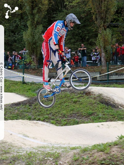 Coupe des Lacs 2014 de BMX, manche de Cran-Gevrier - le dim. 12 octobre 2014, 2e manche de la Coupe des Lacs, compétition franco-suisse de BMX Race. – « Coupe des Lacs 2014 de BMX, 2e manche à Cran-Gevrier » – 2e manche de la Coupe des Lacs 2014 sur la piste de bicross de Cran-Gevrier. – mots associés : bmx, coupe des lacs