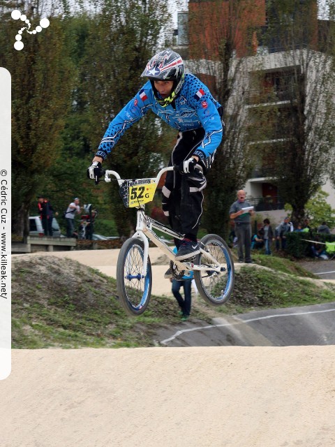Coupe des Lacs 2014 de BMX, manche de Cran-Gevrier - le dim. 12 octobre 2014, 2e manche de la Coupe des Lacs, compétition franco-suisse de BMX Race. – « Coupe des Lacs 2014 de BMX, 2e manche à Cran-Gevrier » – 2e manche de la Coupe des Lacs 2014 sur la piste de bicross de Cran-Gevrier. – mots associés : bmx, coupe des lacs