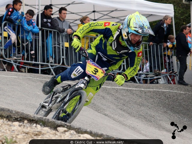 Coupe des Lacs 2014 de BMX, manche de Cran-Gevrier - le dim. 12 octobre 2014, 2e manche de la Coupe des Lacs, compétition franco-suisse de BMX Race. – « Coupe des Lacs 2014 de BMX, 2e manche à Cran-Gevrier » – 2e manche de la Coupe des Lacs 2014 sur la piste de bicross de Cran-Gevrier. – mots associés : bmx, coupe des lacs