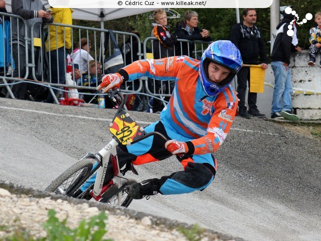 Coupe des Lacs 2014 de BMX, manche de Cran-Gevrier - le dim. 12 octobre 2014, 2e manche de la Coupe des Lacs, compétition franco-suisse de BMX Race. – « Coupe des Lacs 2014 de BMX, 2e manche à Cran-Gevrier » – 2e manche de la Coupe des Lacs 2014 sur la piste de bicross de Cran-Gevrier. – mots associés : bmx, coupe des lacs
