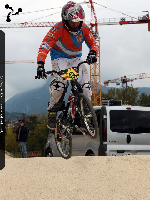 Coupe des Lacs 2014 de BMX, manche de Cran-Gevrier - le dim. 12 octobre 2014, 2e manche de la Coupe des Lacs, compétition franco-suisse de BMX Race. — « Coupe des Lacs 2014 de BMX, 2e manche à Cran-Gevrier » — 2e manche de la Coupe des Lacs 2014 sur la piste de bicross de Cran-Gevrier. — mots associés : bmx, coupe des lacs