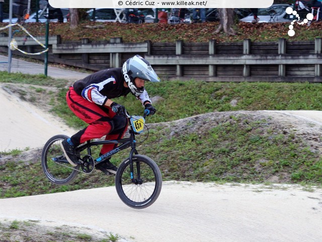 Coupe des Lacs 2014 de BMX, manche de Cran-Gevrier - le dim. 12 octobre 2014, 2e manche de la Coupe des Lacs, compétition franco-suisse de BMX Race. — « Coupe des Lacs 2014 de BMX, 2e manche à Cran-Gevrier » — 2e manche de la Coupe des Lacs 2014 sur la piste de bicross de Cran-Gevrier. — mots associés : bmx, coupe des lacs