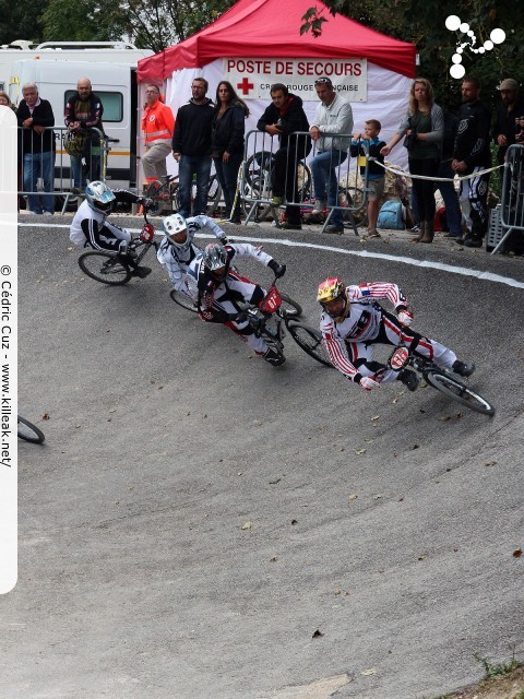 Coupe des Lacs 2014 de BMX, manche de Cran-Gevrier - le dim. 12 octobre 2014, 2e manche de la Coupe des Lacs, compétition franco-suisse de BMX Race. – « Coupe des Lacs 2014 de BMX, 2e manche à Cran-Gevrier » – 2e manche de la Coupe des Lacs 2014 sur la piste de bicross de Cran-Gevrier. – mots associés : bmx, coupe des lacs