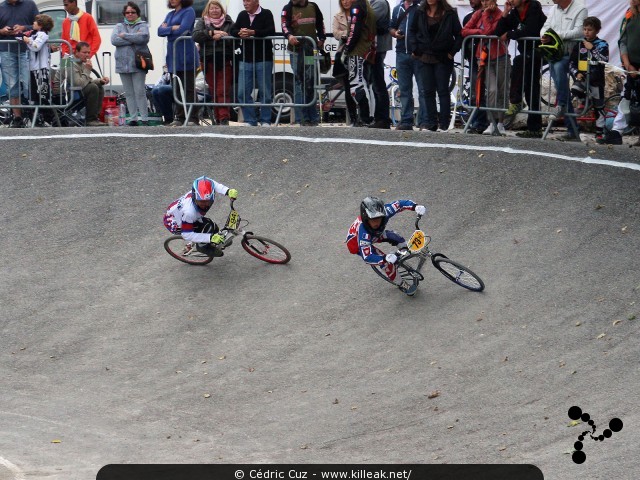 Coupe des Lacs 2014 de BMX, manche de Cran-Gevrier - le dim. 12 octobre 2014, 2e manche de la Coupe des Lacs, compétition franco-suisse de BMX Race. – « Coupe des Lacs 2014 de BMX, 2e manche à Cran-Gevrier » – 2e manche de la Coupe des Lacs 2014 sur la piste de bicross de Cran-Gevrier. – mots associés : bmx, coupe des lacs