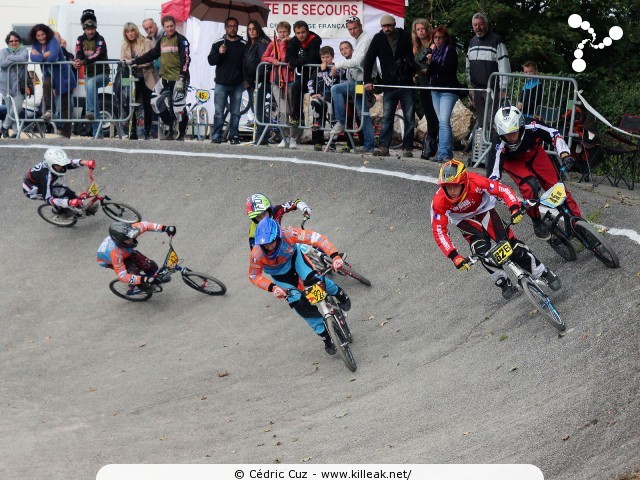 Coupe des Lacs 2014 de BMX, manche de Cran-Gevrier - le dim. 12 octobre 2014, 2e manche de la Coupe des Lacs, compétition franco-suisse de BMX Race. – « Coupe des Lacs 2014 de BMX, 2e manche à Cran-Gevrier » – 2e manche de la Coupe des Lacs 2014 sur la piste de bicross de Cran-Gevrier. – mots associés : bmx, coupe des lacs