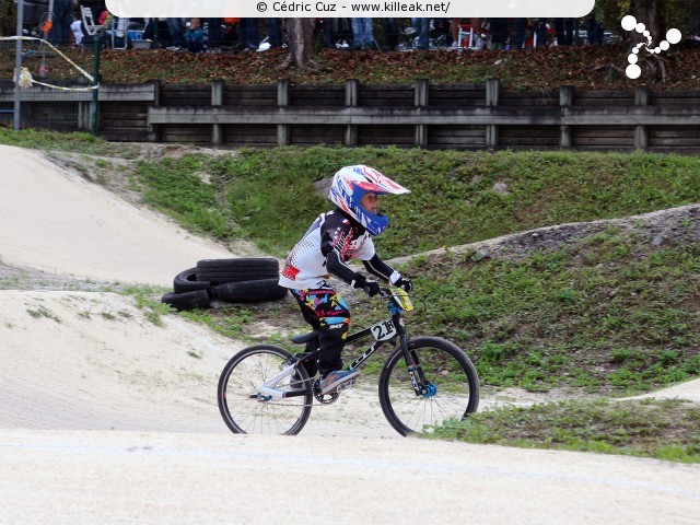 Coupe des Lacs 2014 de BMX, manche de Cran-Gevrier - le dim. 12 octobre 2014, 2e manche de la Coupe des Lacs, compétition franco-suisse de BMX Race. — « Coupe des Lacs 2014 de BMX, 2e manche à Cran-Gevrier » — 2e manche de la Coupe des Lacs 2014 sur la piste de bicross de Cran-Gevrier. — mots associés : bmx, coupe des lacs