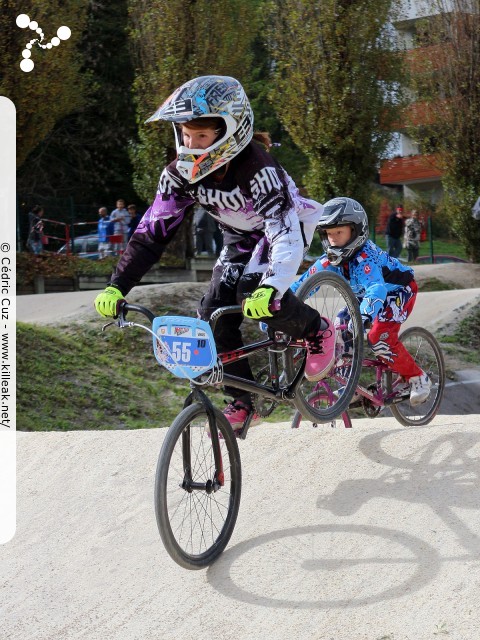 Coupe des Lacs 2014 de BMX, manche de Cran-Gevrier - le dim. 12 octobre 2014, 2e manche de la Coupe des Lacs, compétition franco-suisse de BMX Race. – « Coupe des Lacs 2014 de BMX, 2e manche à Cran-Gevrier » – 2e manche de la Coupe des Lacs 2014 sur la piste de bicross de Cran-Gevrier. – mots associés : bmx, coupe des lacs