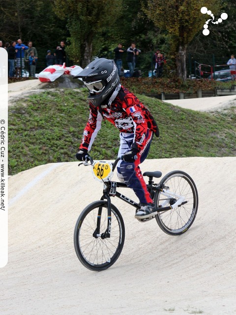 Coupe des Lacs 2014 de BMX, manche de Cran-Gevrier - le dim. 12 octobre 2014, 2e manche de la Coupe des Lacs, compétition franco-suisse de BMX Race. – « Coupe des Lacs 2014 de BMX, 2e manche à Cran-Gevrier » – 2e manche de la Coupe des Lacs 2014 sur la piste de bicross de Cran-Gevrier. – mots associés : bmx, coupe des lacs