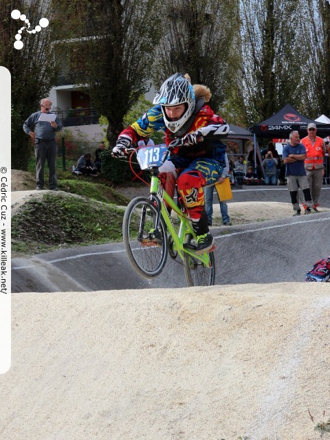 Coupe des Lacs 2014 de BMX, manche de Cran-Gevrier - le dim. 12 octobre 2014, 2e manche de la Coupe des Lacs, compétition franco-suisse de BMX Race. — « Coupe des Lacs 2014 de BMX, 2e manche à Cran-Gevrier » — 2e manche de la Coupe des Lacs 2014 sur la piste de bicross de Cran-Gevrier. — mots associés : bmx, coupe des lacs