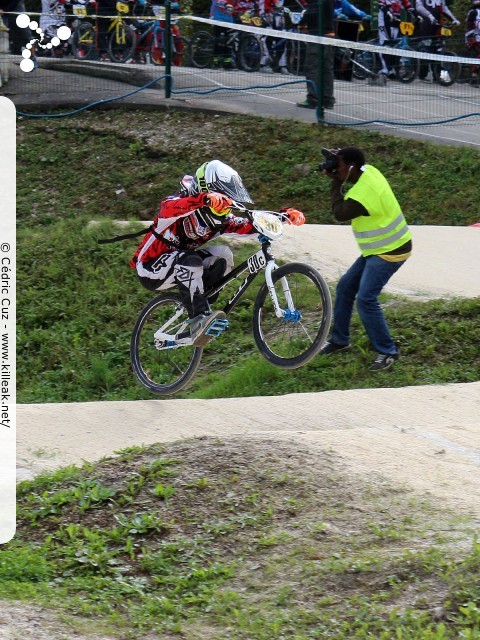 Coupe des Lacs 2014 de BMX, manche de Cran-Gevrier - le dim. 12 octobre 2014, 2e manche de la Coupe des Lacs, compétition franco-suisse de BMX Race. – « Coupe des Lacs 2014 de BMX, 2e manche à Cran-Gevrier » – 2e manche de la Coupe des Lacs 2014 sur la piste de bicross de Cran-Gevrier. – mots associés : bmx, coupe des lacs