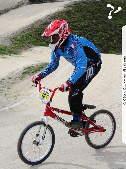 Coupe des Lacs 2014 de BMX, manche de Cran-Gevrier - le dim. 12 octobre 2014, 2e manche de la Coupe des Lacs, compétition franco-suisse de BMX Race. – « Coupe des Lacs 2014 de BMX, 2e manche à Cran-Gevrier » – 2e manche de la Coupe des Lacs 2014 sur la piste de bicross de Cran-Gevrier. – mots associés : bmx, coupe des lacs