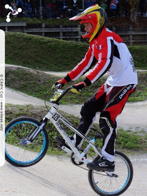 Coupe des Lacs 2014 de BMX, manche de Cran-Gevrier - le dim. 12 octobre 2014, 2e manche de la Coupe des Lacs, compétition franco-suisse de BMX Race. – « Coupe des Lacs 2014 de BMX, 2e manche à Cran-Gevrier » – 2e manche de la Coupe des Lacs 2014 sur la piste de bicross de Cran-Gevrier. – mots associés : bmx, coupe des lacs