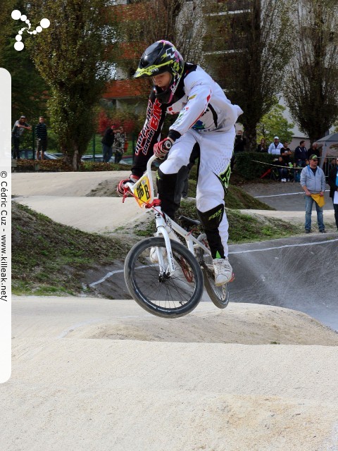 Coupe des Lacs 2014 de BMX, manche de Cran-Gevrier - le dim. 12 octobre 2014, 2e manche de la Coupe des Lacs, compétition franco-suisse de BMX Race. – « Coupe des Lacs 2014 de BMX, 2e manche à Cran-Gevrier » – 2e manche de la Coupe des Lacs 2014 sur la piste de bicross de Cran-Gevrier. – mots associés : bmx, coupe des lacs